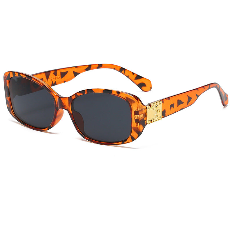 Women's oversized sunglasses with luxurious frame and UV protection Bowlift