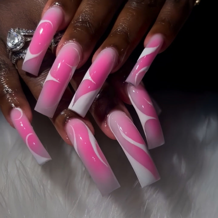 Elegant Artistry Press-On Nail Set Bowlift