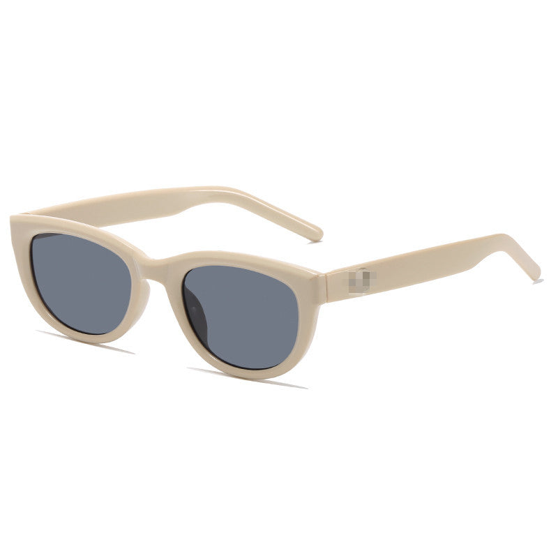 Fashionable Cat Eye Sunglasses with UV Protection Bowlift
