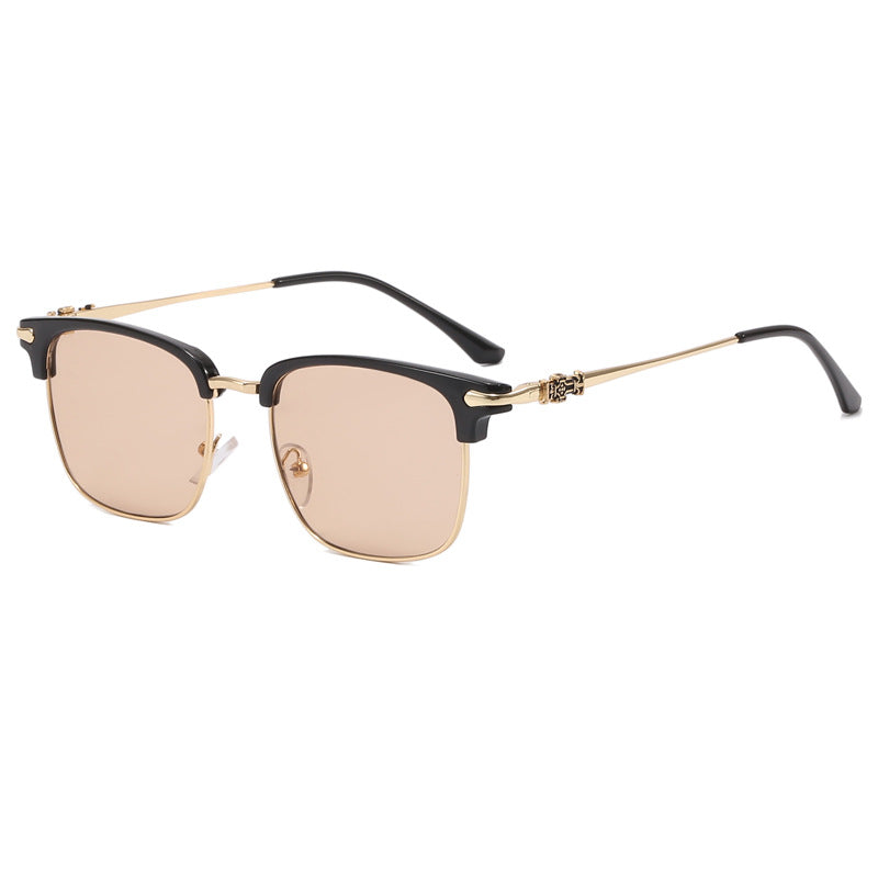 Ladies fashionable glasses in elegant and filigree design Bowlift