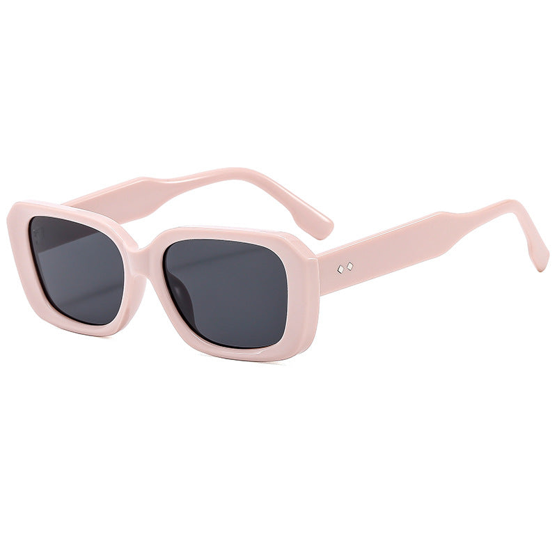 Women's large square sunglasses with robust frame and UV protection Bowlift