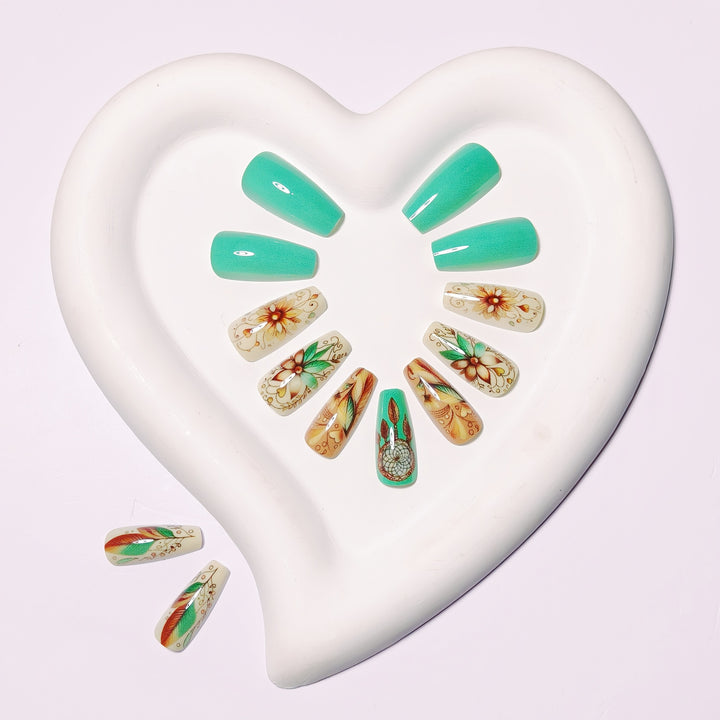 Artfully Designed Nail Wraps Bowlift