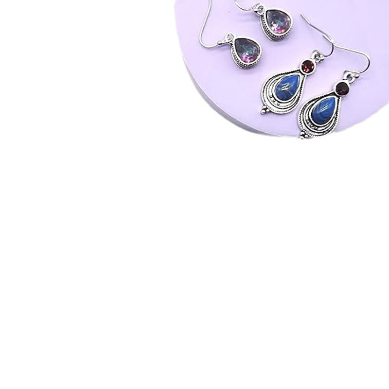 Elegant Vintage-Inspired Crystal Drop Earrings Bowlift