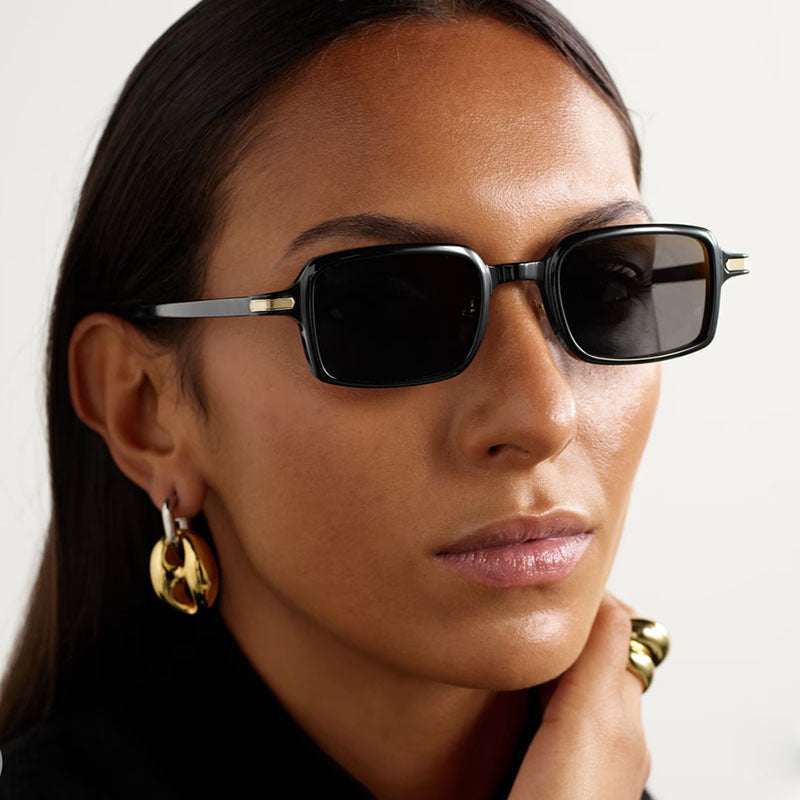 Women square sunglasses with protective UV filter and sturdy frame Bowlift