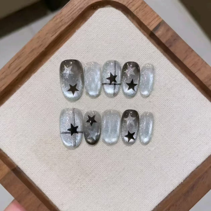 Stylish Press-On Nail Wraps Bowlift