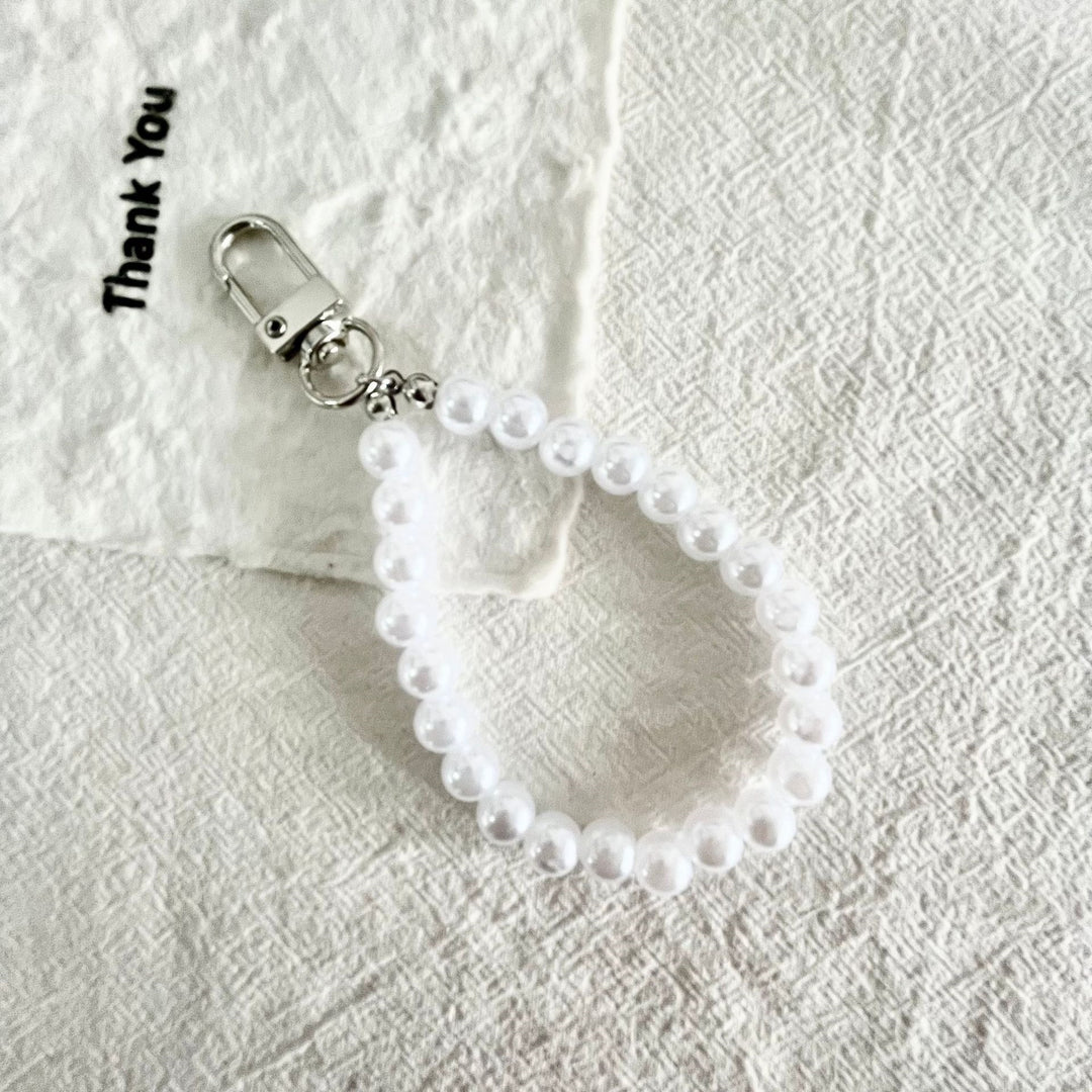 Pearl Beaded Chain Bowlift