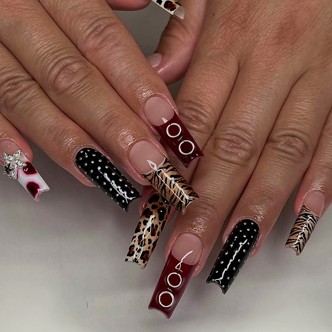 Artificial Nails with Trendy Animal Pattern Bowlift