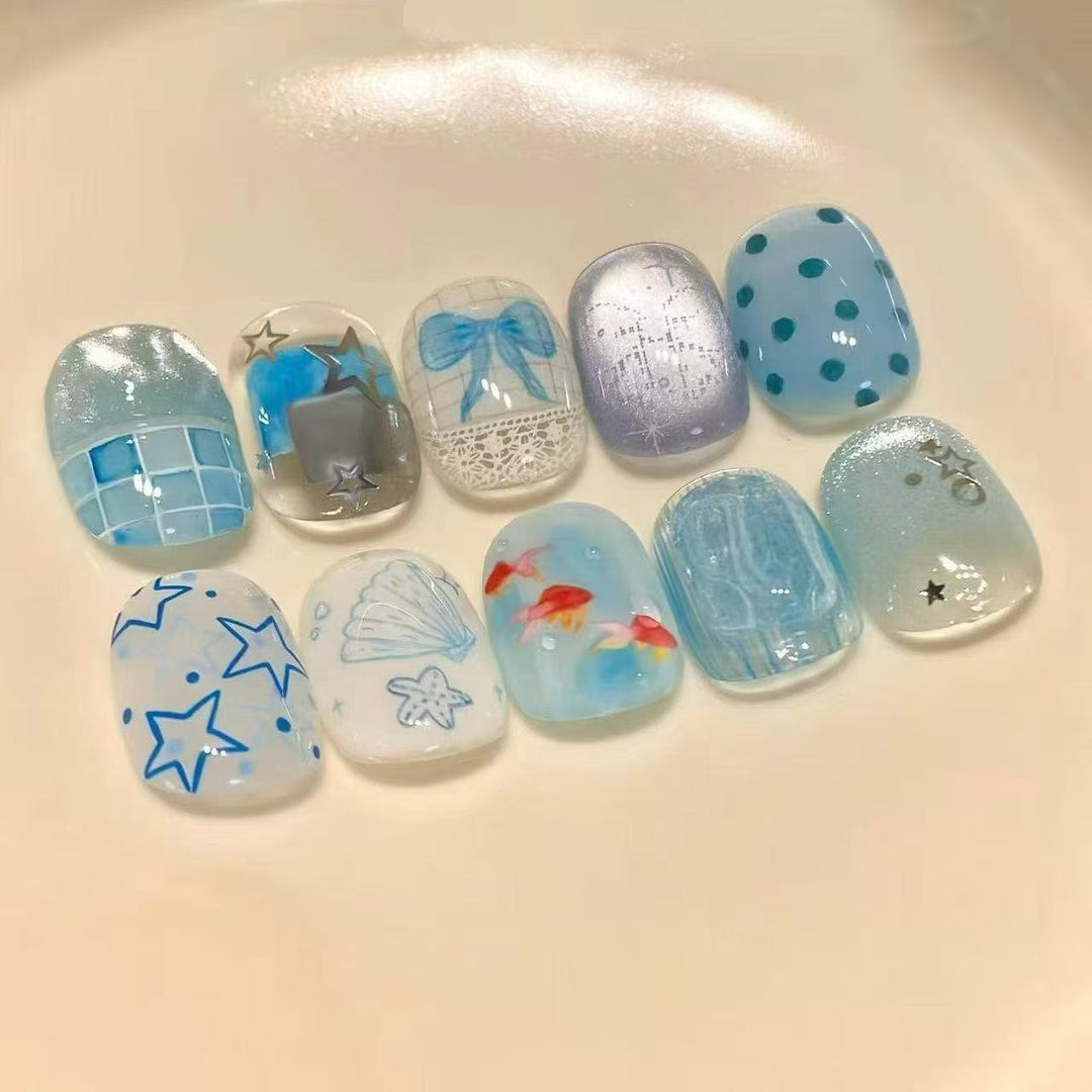 Cute Character Press-On Nail Art Set Bowlift