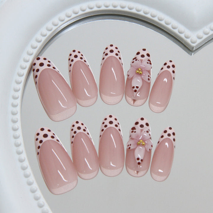 Decorative Floral Press-On Nail Tips Bowlift