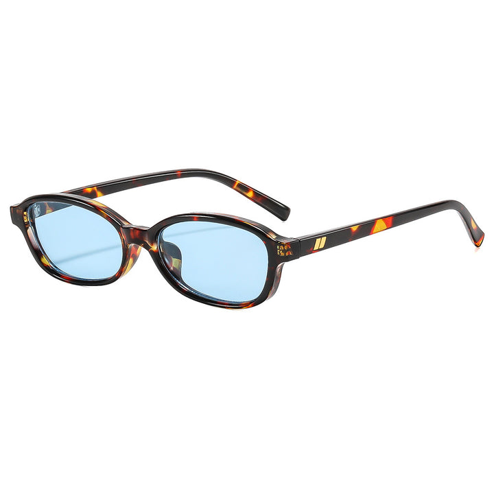 Ladies fashionable sunglasses in stylish oval design with UV protection Bowlift
