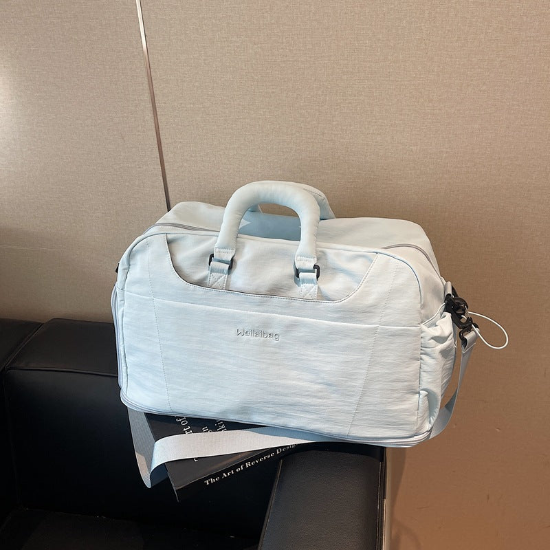 Stylish Sports And Travel Bag With Spacious Interior Compartment Bowlift