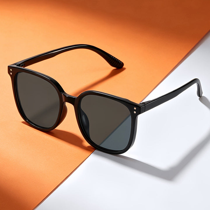 Vintage-Inspired Transparent Frame Sunglasses Bowlift