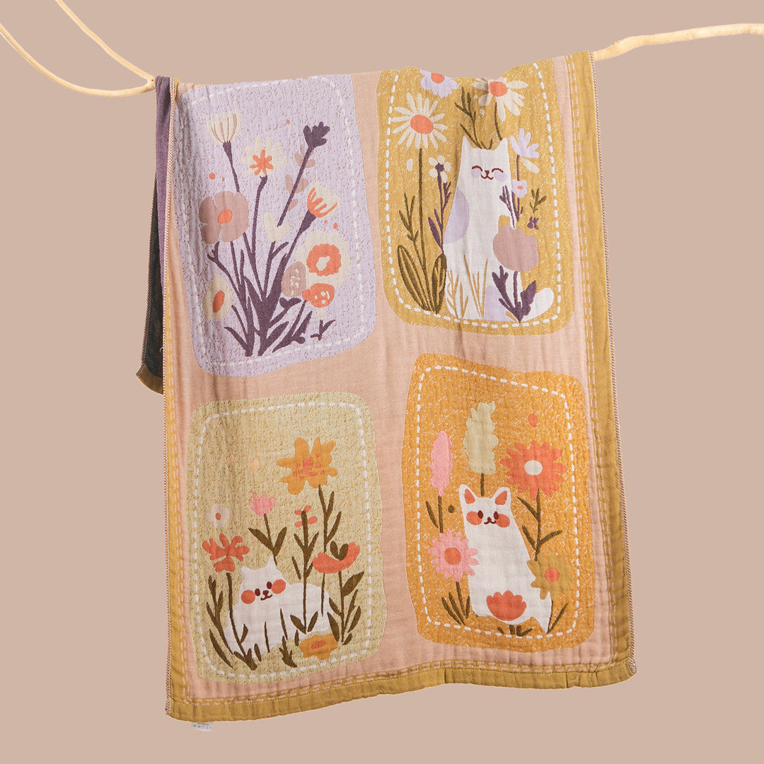 Women's throw blanket with enchanting landscape motif Bowlift