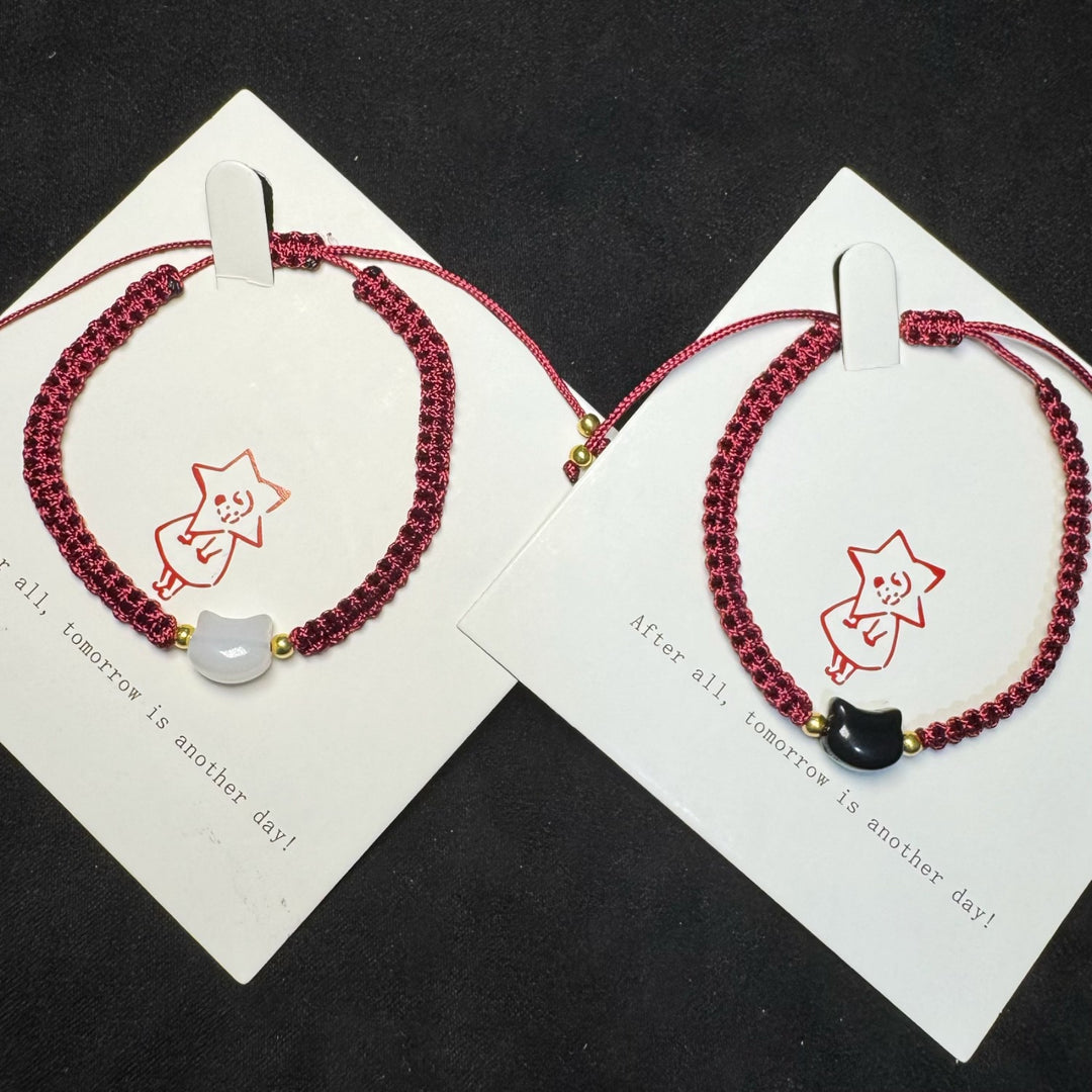 Adjustable Cat-Themed Friendship Bracelet Bowlift
