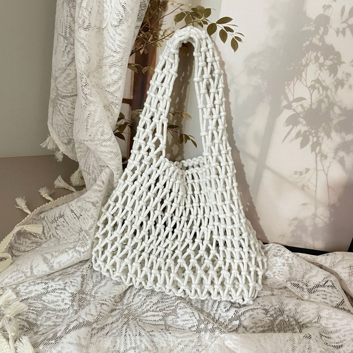 Hand-knotted tote bag in modern design Bowlift