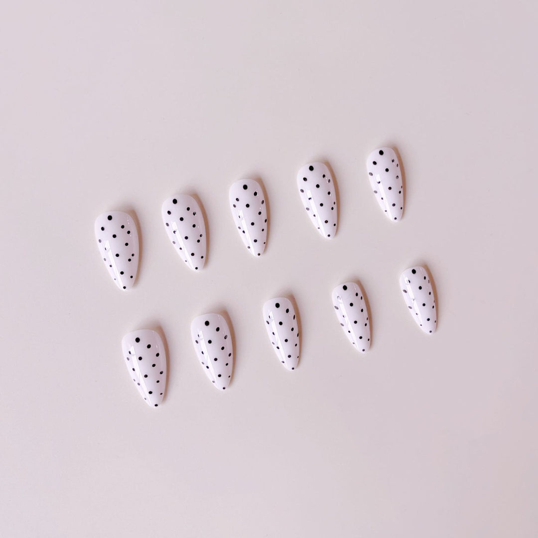 Nail art set with stylish polka dot design Bowlift