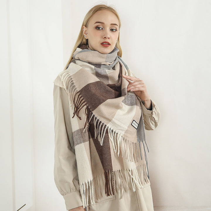 Ladies fashionable scarf Bowlift