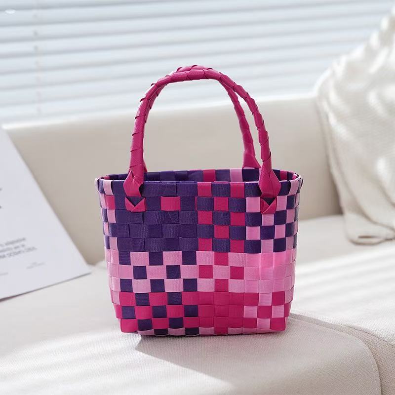 Handmade bag made of weather-resistant material Bowlift