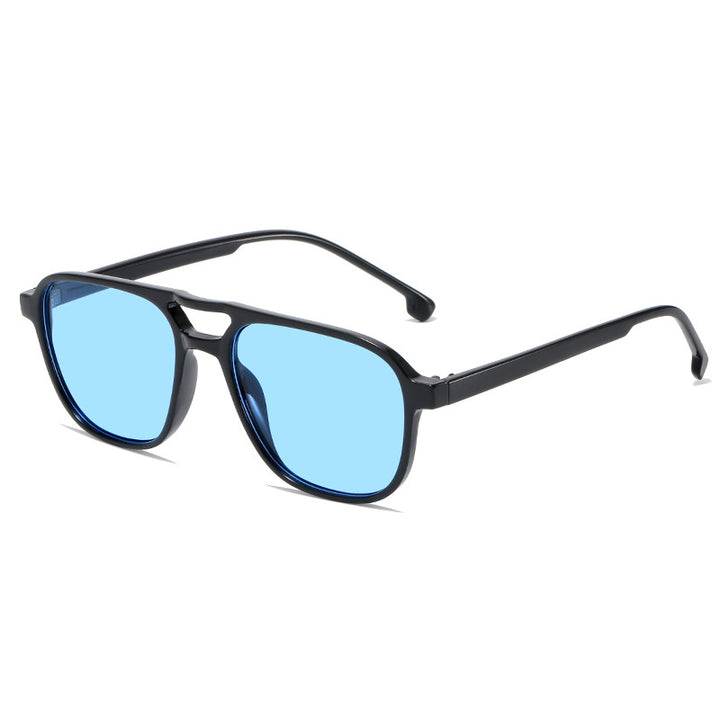 Ladies sunglasses in modern leopard pattern Bowlift