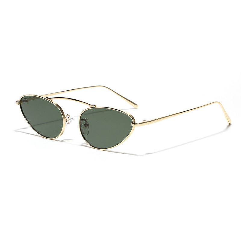 Fashionable sunglasses with elegant metal frame Bowlift