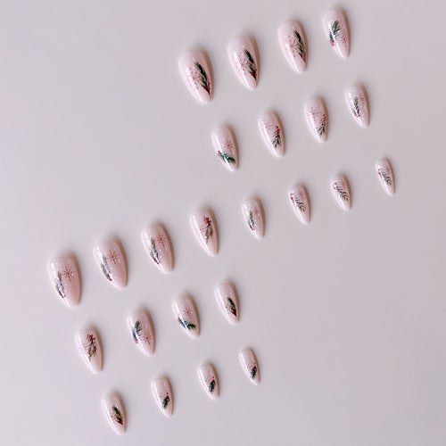 Artificial nail set with winter fir tree application Bowlift