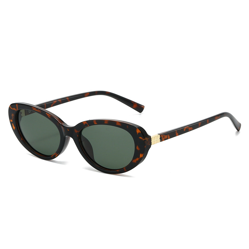 Ladies fashionable sunglasses in elegant cat-eye style Bowlift