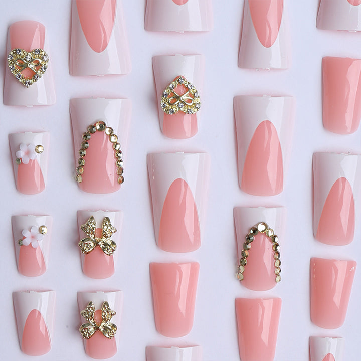 Artificial nails with elegant jewelry design Bowlift