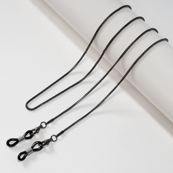 Minimalist Eyewear Chain Bowlift