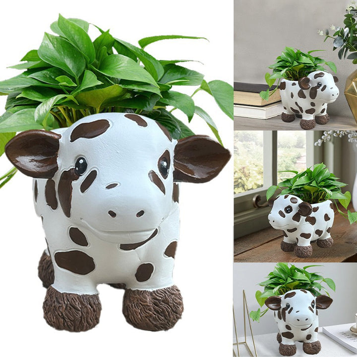 Flower pot in the shape of a cow Bowlift