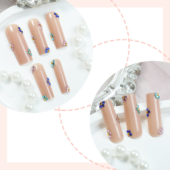 Decorative Press-On Nail Set with Floral and Gem Accents Bowlift 1788496020