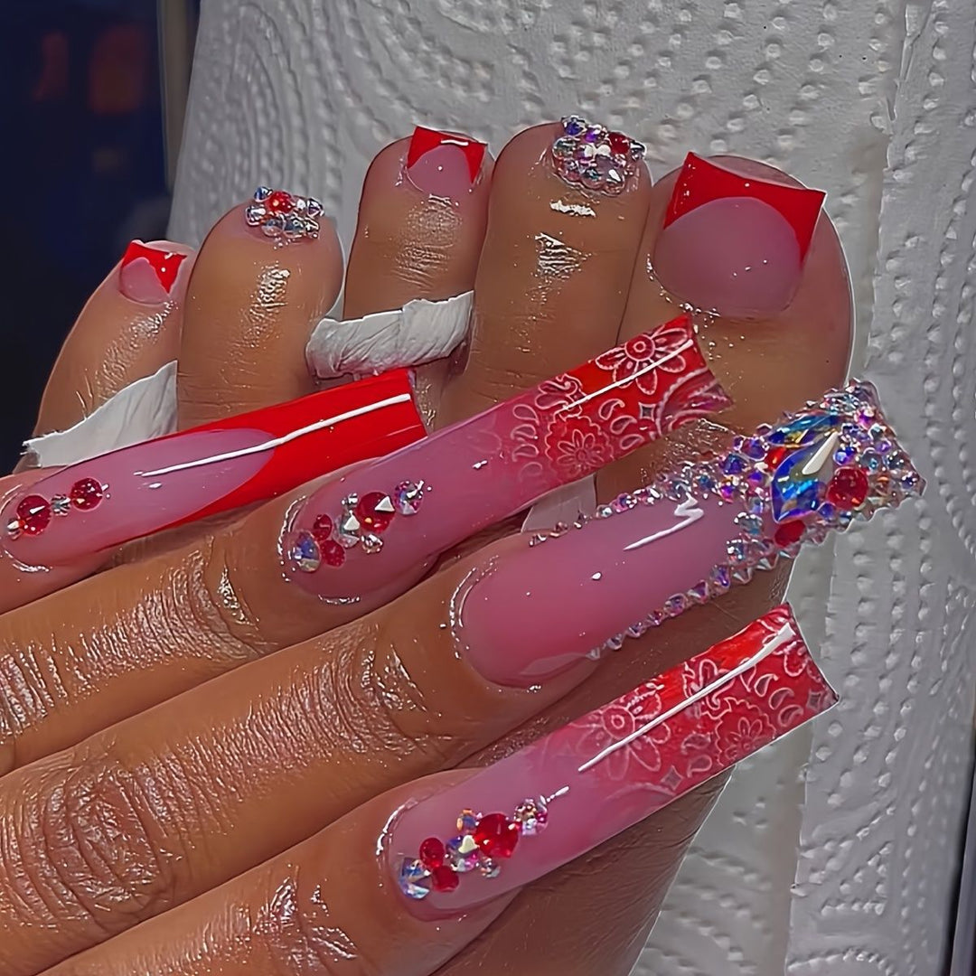 Decorative Glam Nail Art Bowlift
