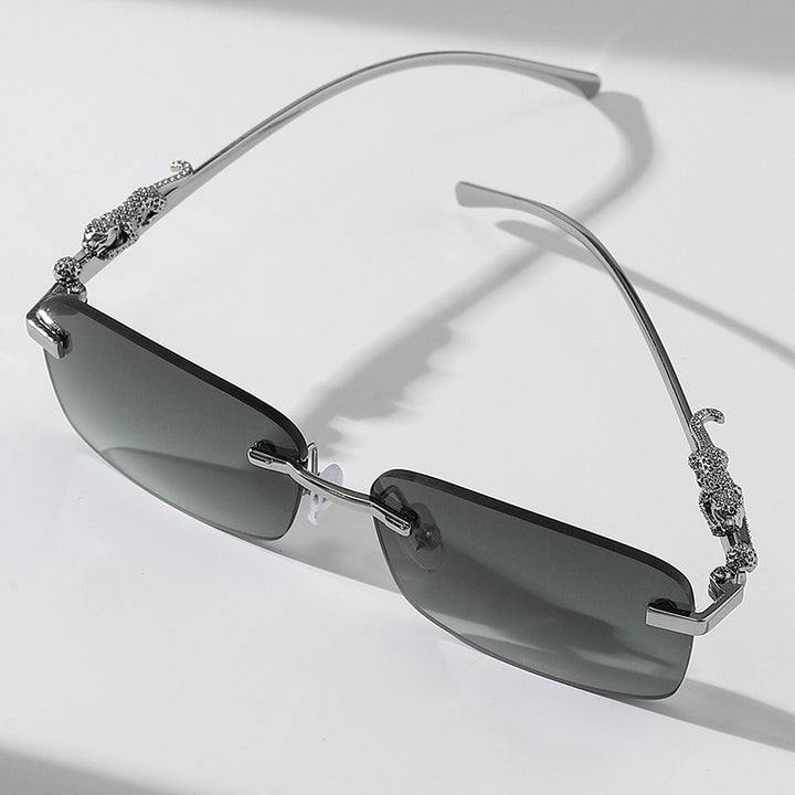 Women's fashionable sunglasses with ornate decorations Bowlift