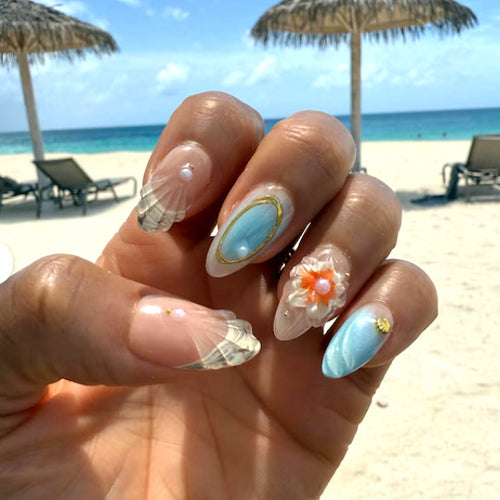 Artistic Seashell-Themed Press-On Nail Collection Bowlift