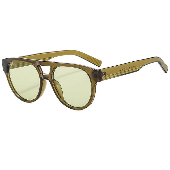 Ladies fashionable cat-eye sunglasses in elegant tortoise look Bowlift