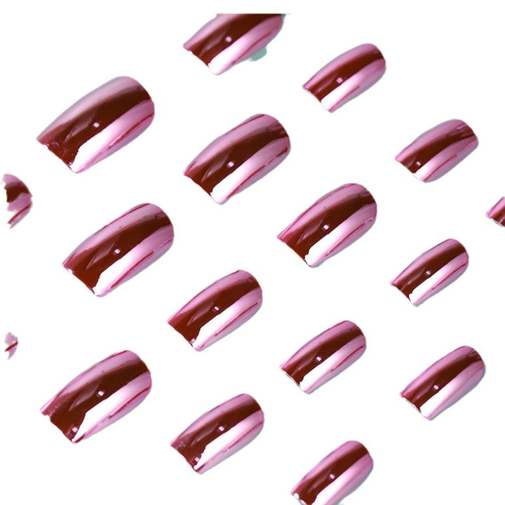 Artificials nails in creative design Bowlift