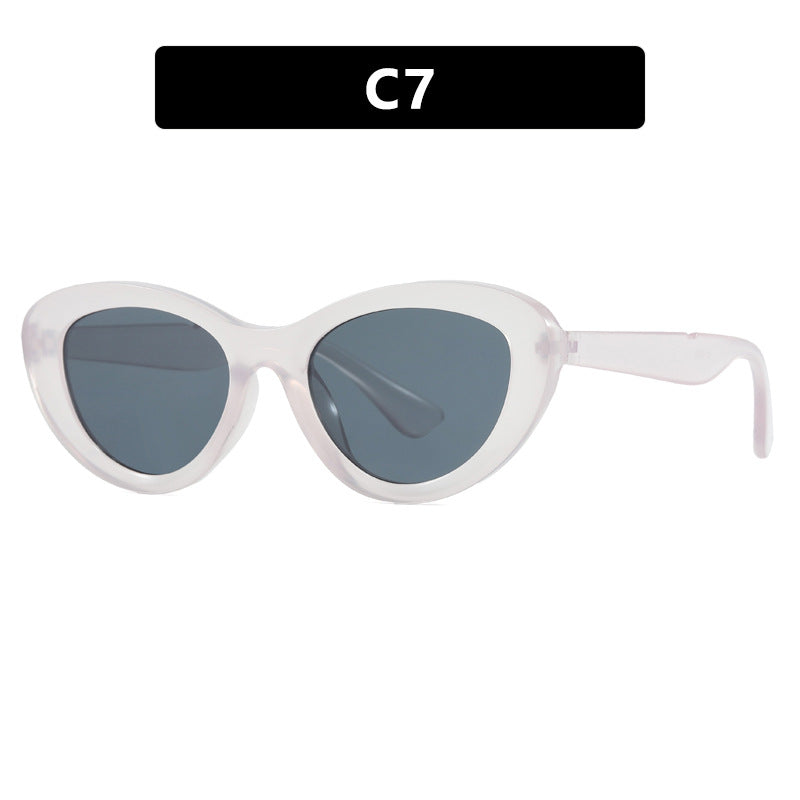 Women's Cat-Eye Sunglasses in Unique Design Bowlift