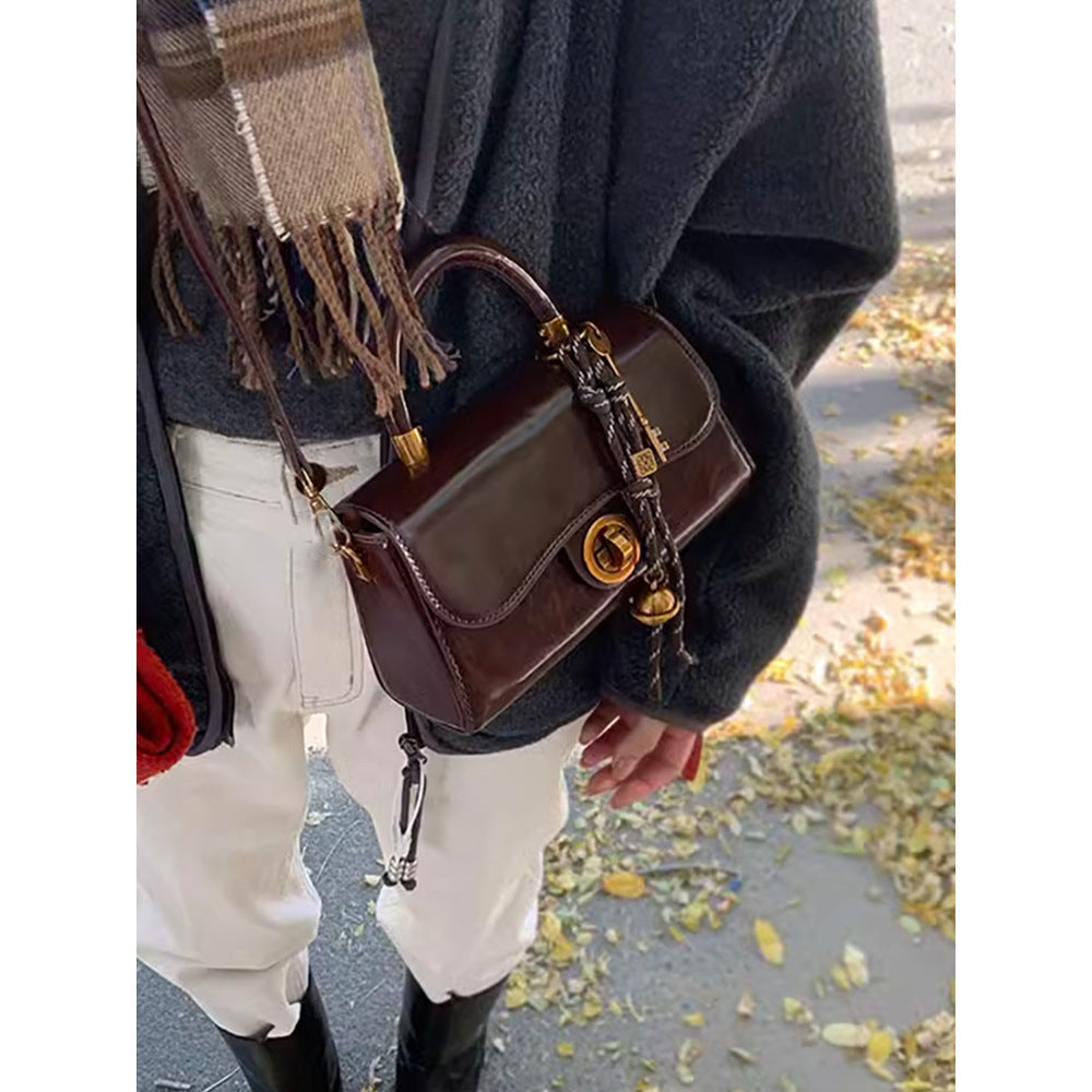 Structured Crossbody Handbag Bowlift