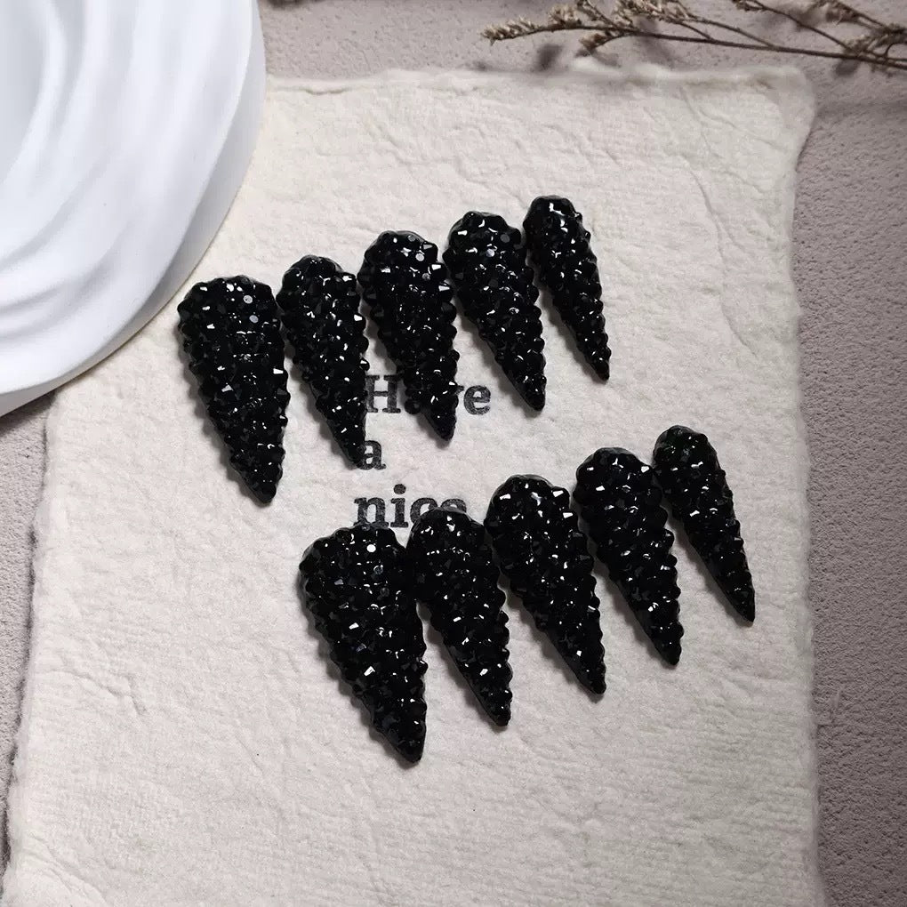 3D Sculpted Stiletto Nail Enhancements Bowlift