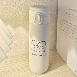 Ladies insulated drinking bottle with secure flip lid Bowlift