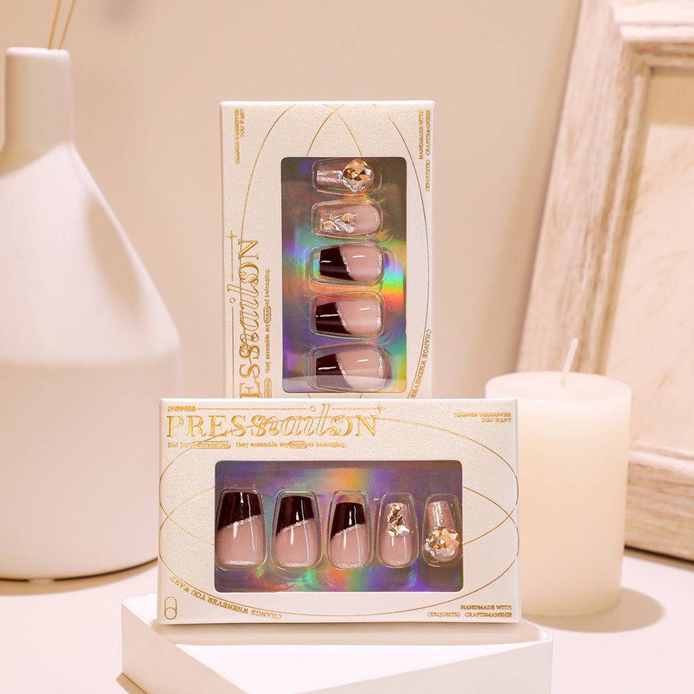 Artistic artificial nails with glamorous accents Bowlift