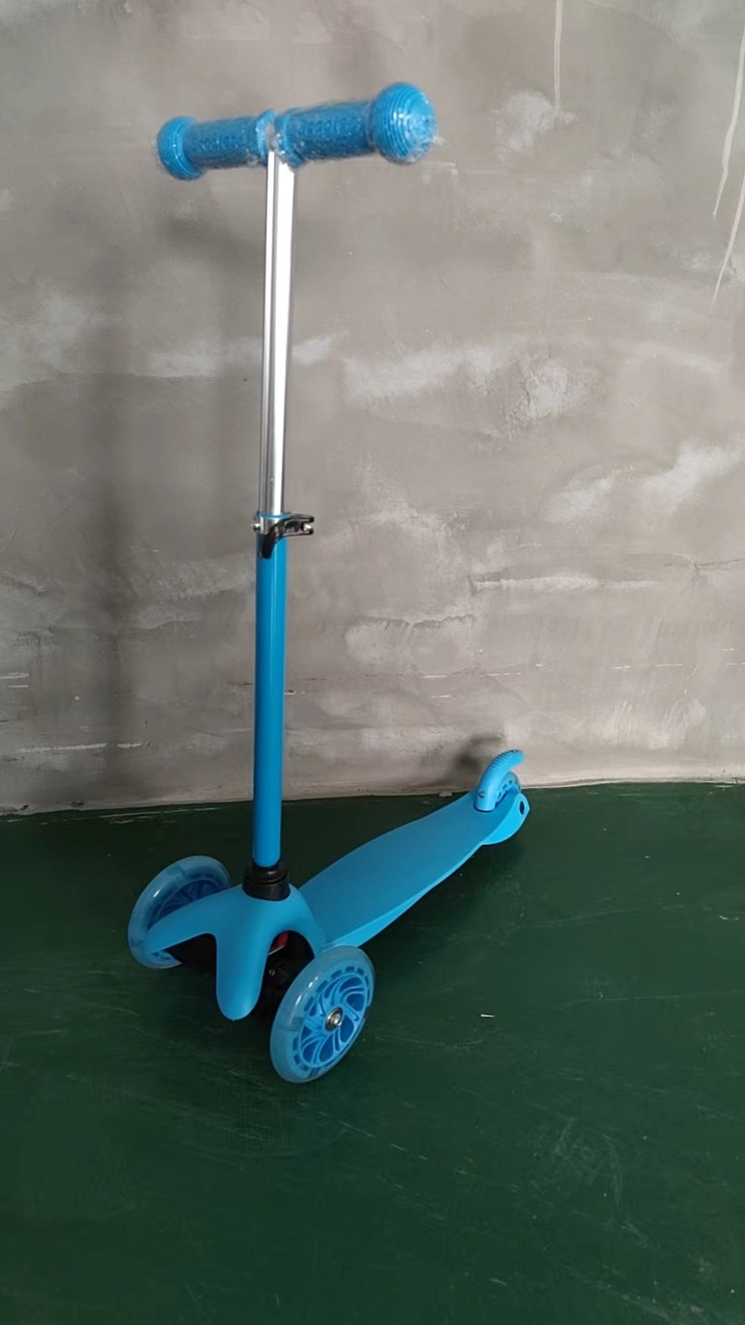 Riding Scooter Bowlift