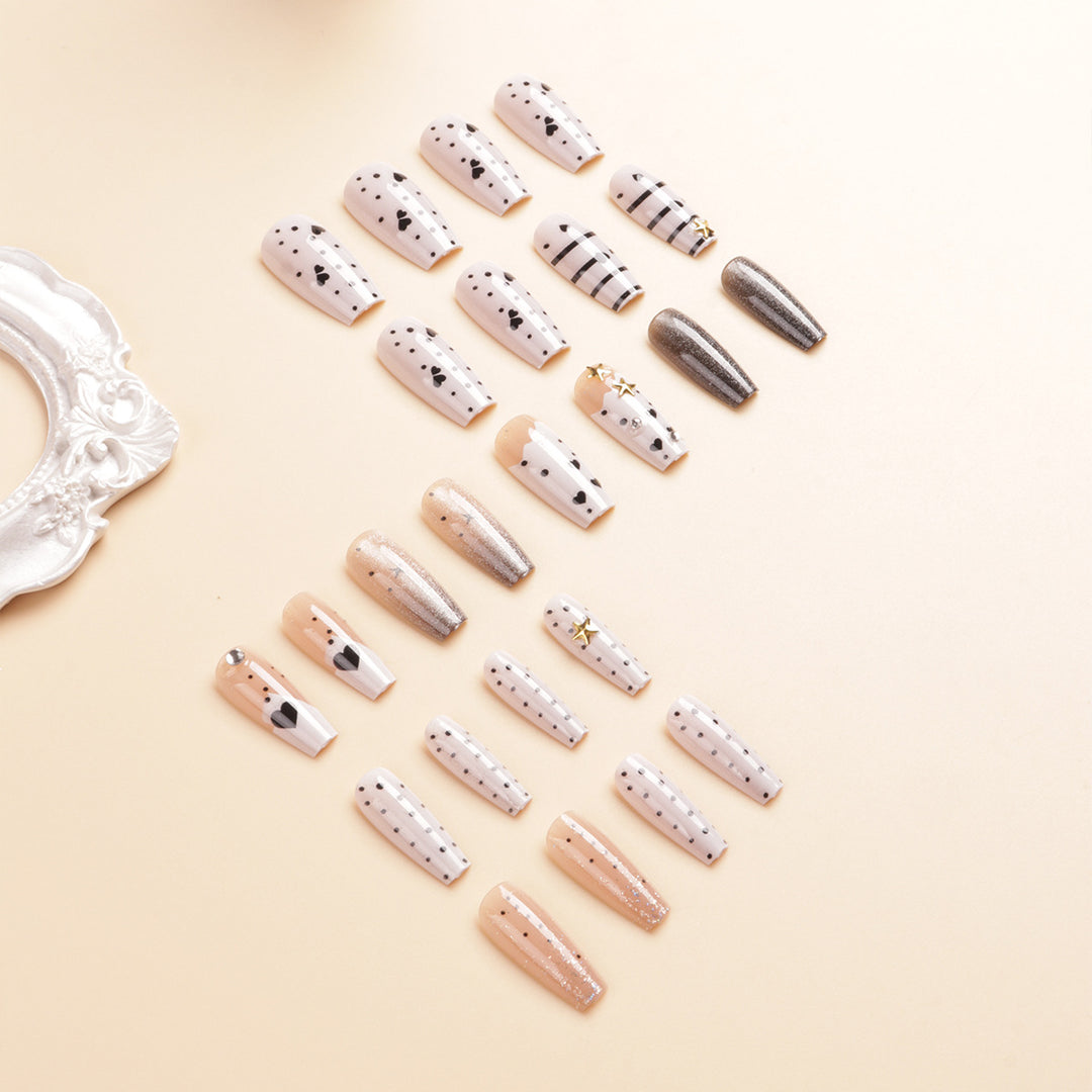Rhinestone-Embellished Press-On Nail Set Bowlift