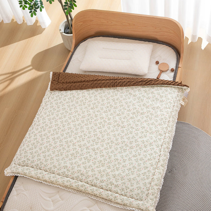 Women’s bedspread with high-quality floral design Bowlift