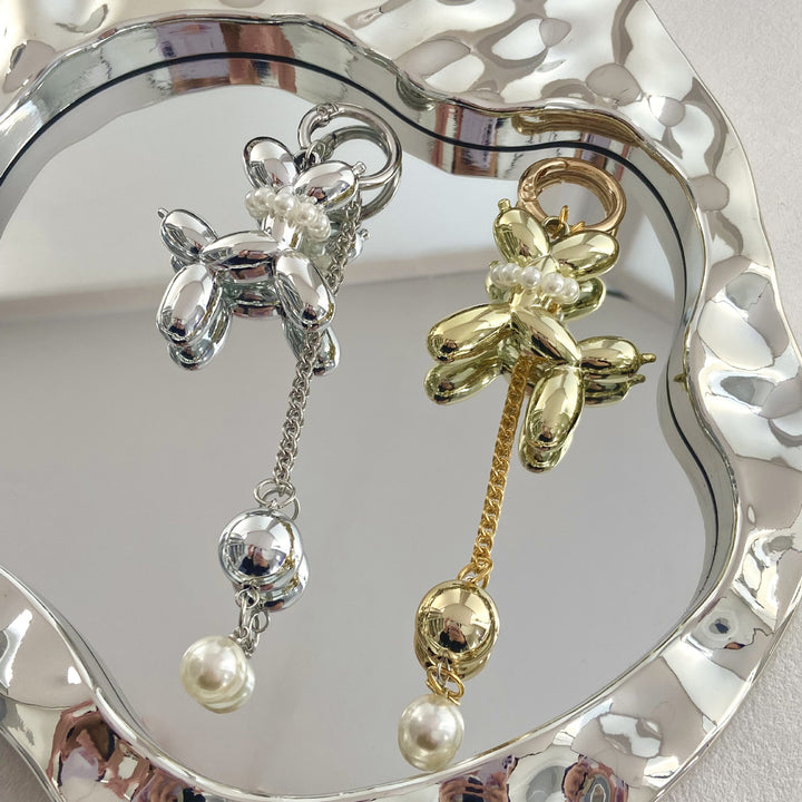 Playful Balloon Dog-Inspired Keychain Bowlift