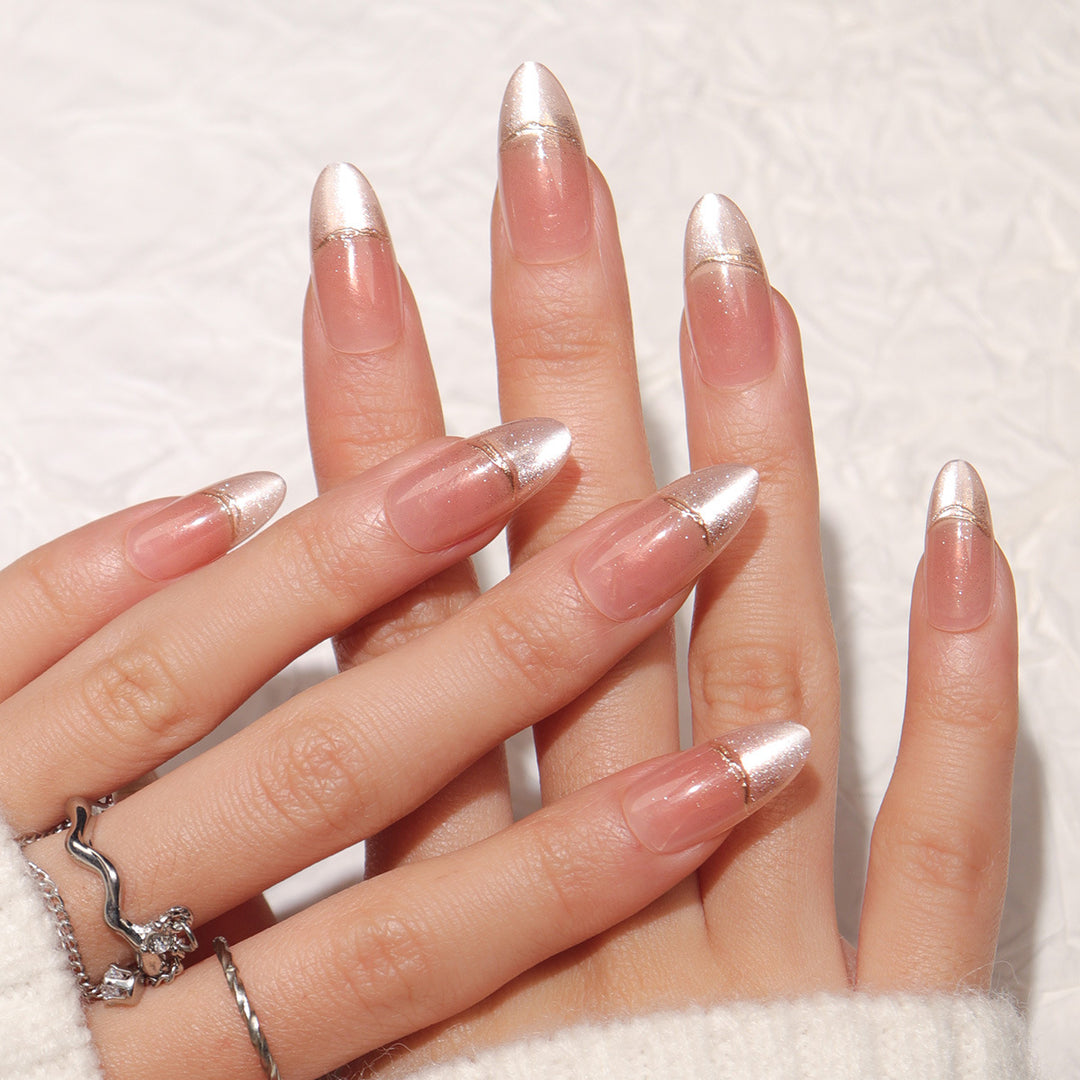 Elegant Stiletto Press-On Nails with Pearlescent Finish Bowlift
