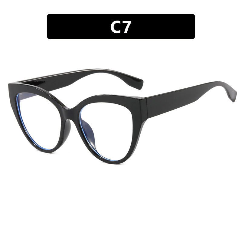 Ladies Cat-Eye Sunglasses with Extravagant Frame and UV Protection Bowlift