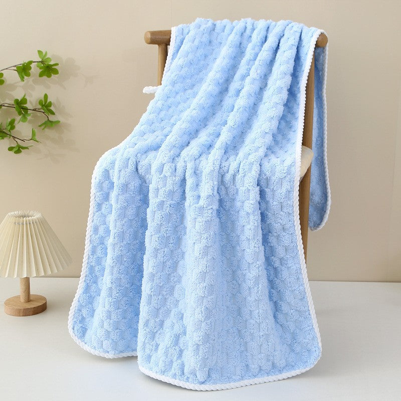 Cozy Living Blanket Made of Soft Microfiber Bowlift