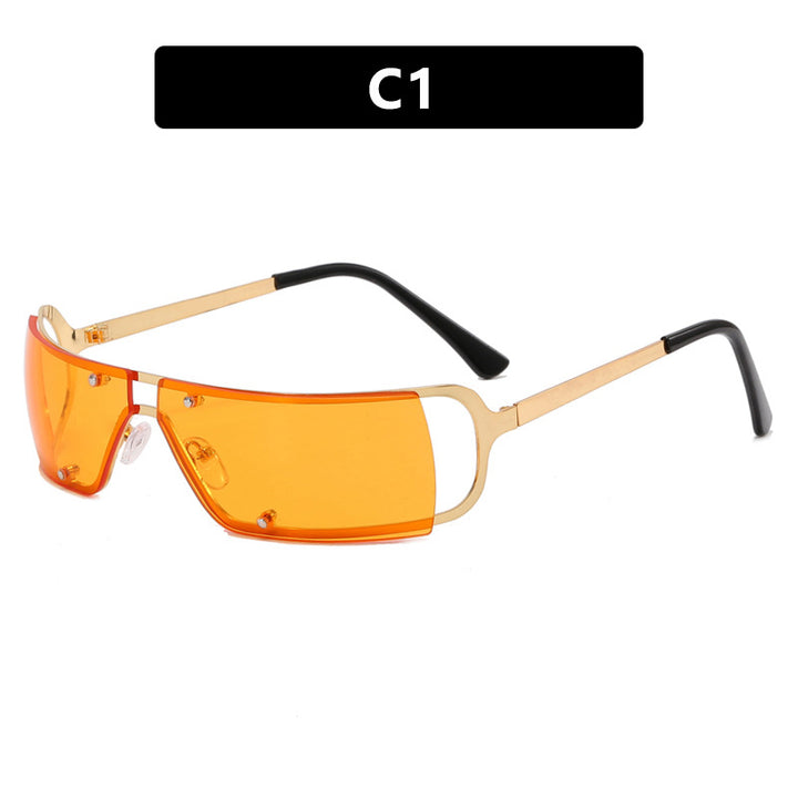 Ladies sporty glasses with protective polycarbonate lens Bowlift