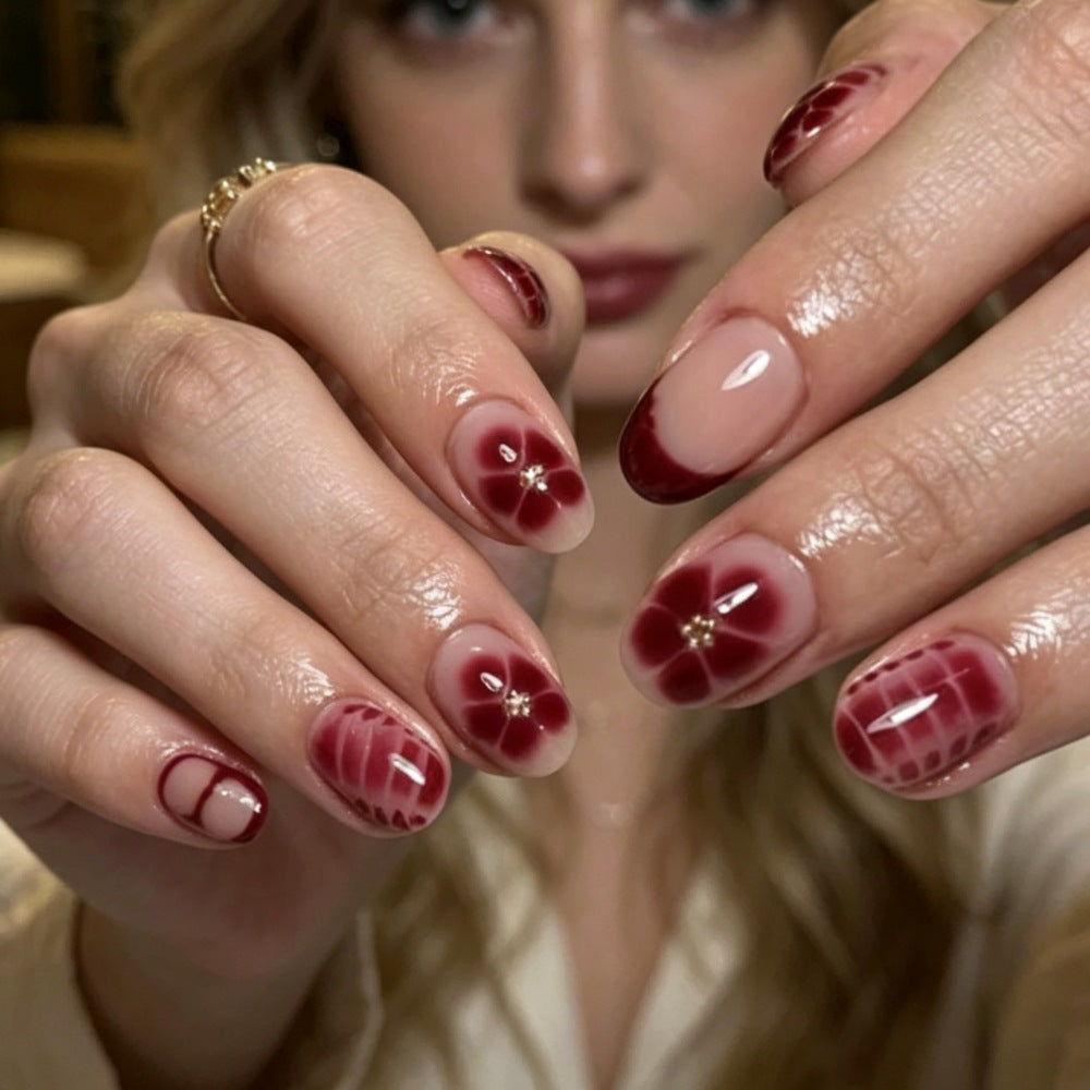 Elegant Artificial Nails with Floral Design and Shine Bowlift