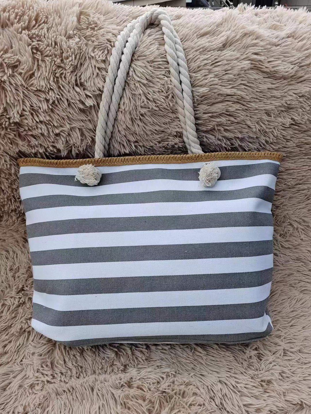 Large beach bag with maritime stripes Bowlift